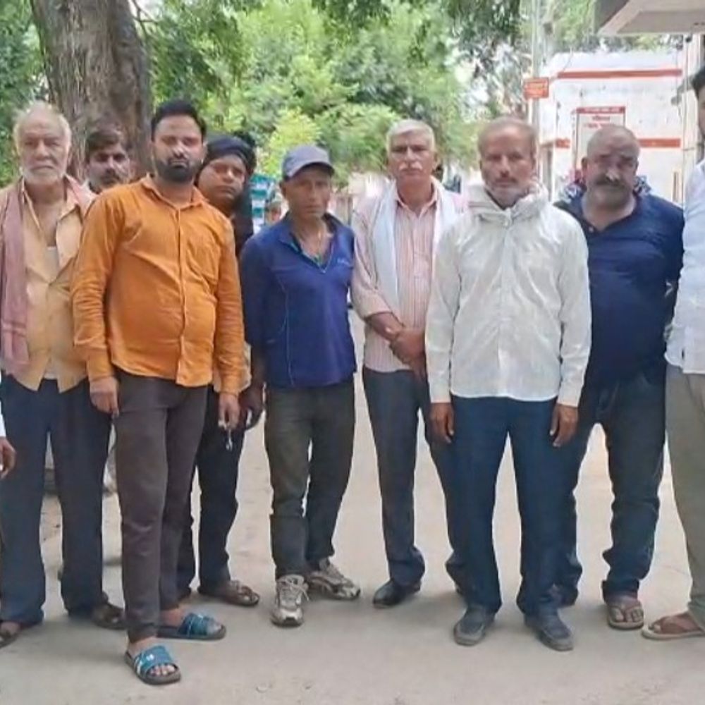 हाईवे पर एक्सीडेंट में किसान की मौत:बदायूं-मेरठ हाईवे पर हादसा, खेत से लौटते समय बाइक ने मारी टक्कर