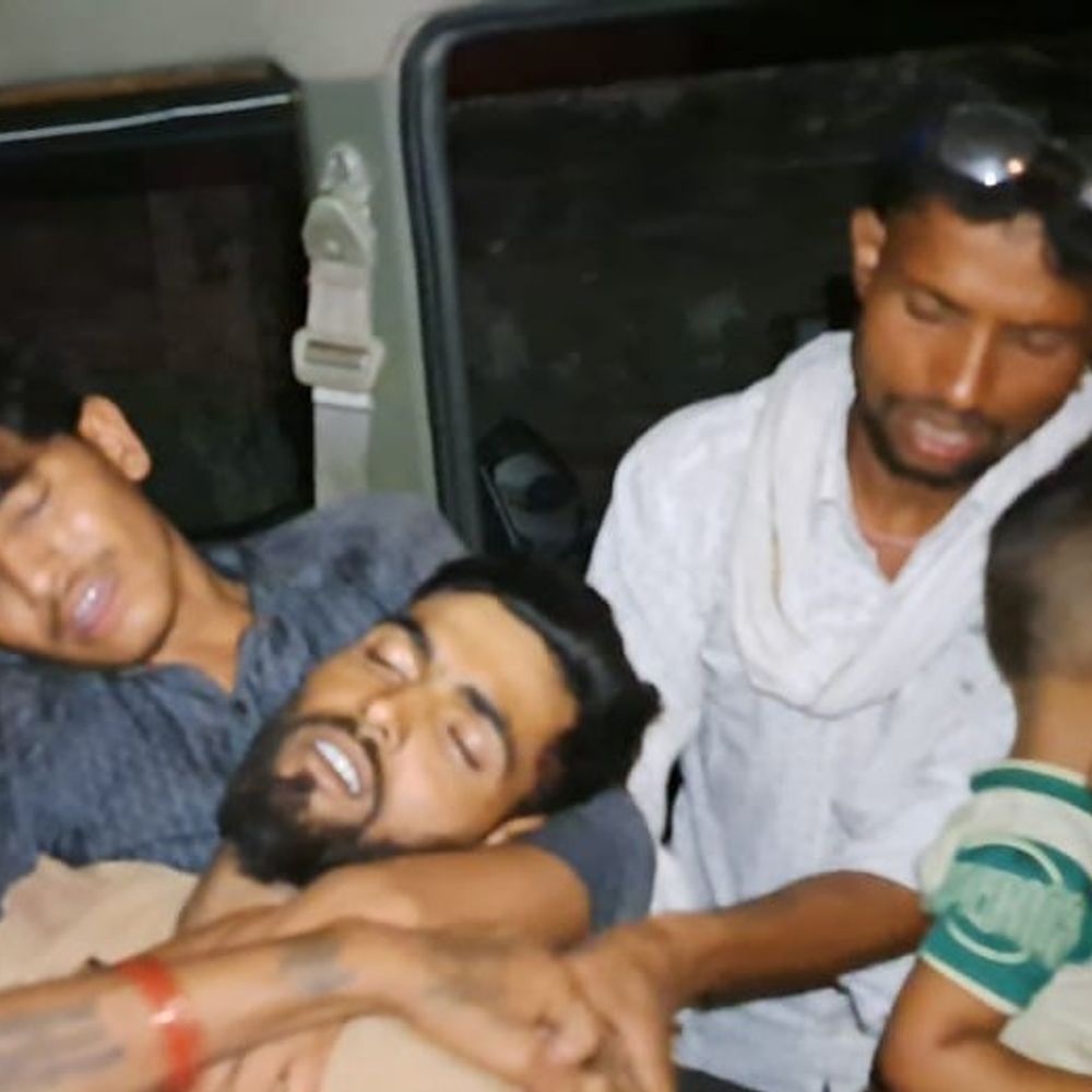 गलत लाइन का शटडाउन लेने से लाइनमैन की मौत:परिजनों ने किया बिजलीघर का घेराव, 6 थाने की पुलिस पहुंची
