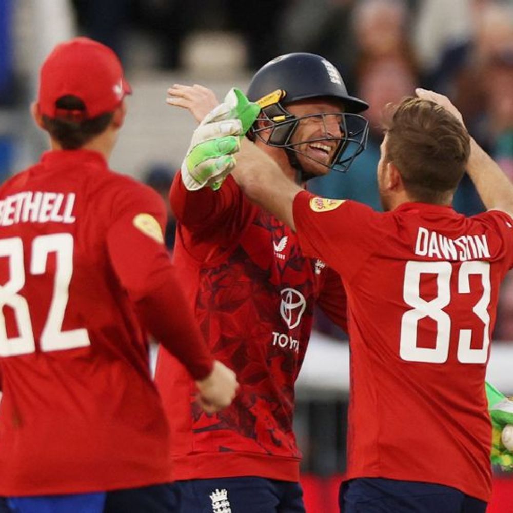 इंग्लैंड ने पहले टी-20 में वेस्टइंडीज को हराया:सीरीज में 1-0 की बढ़त बनाई; बटलर ने 96 रन बनाए, डॉसन को 4 विकेट