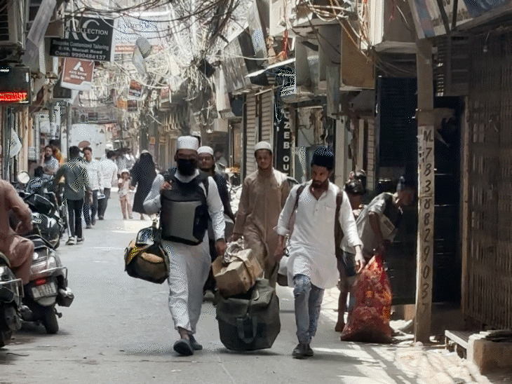 ‘मुसलमानों से शाहीन बाग का बदला लिया जा रहा‘:दिल्ली में बाटला हाउस पर चलेगा बुलडोजर, लोग बोले- मकान के कागज, फिर अवैध कैसे