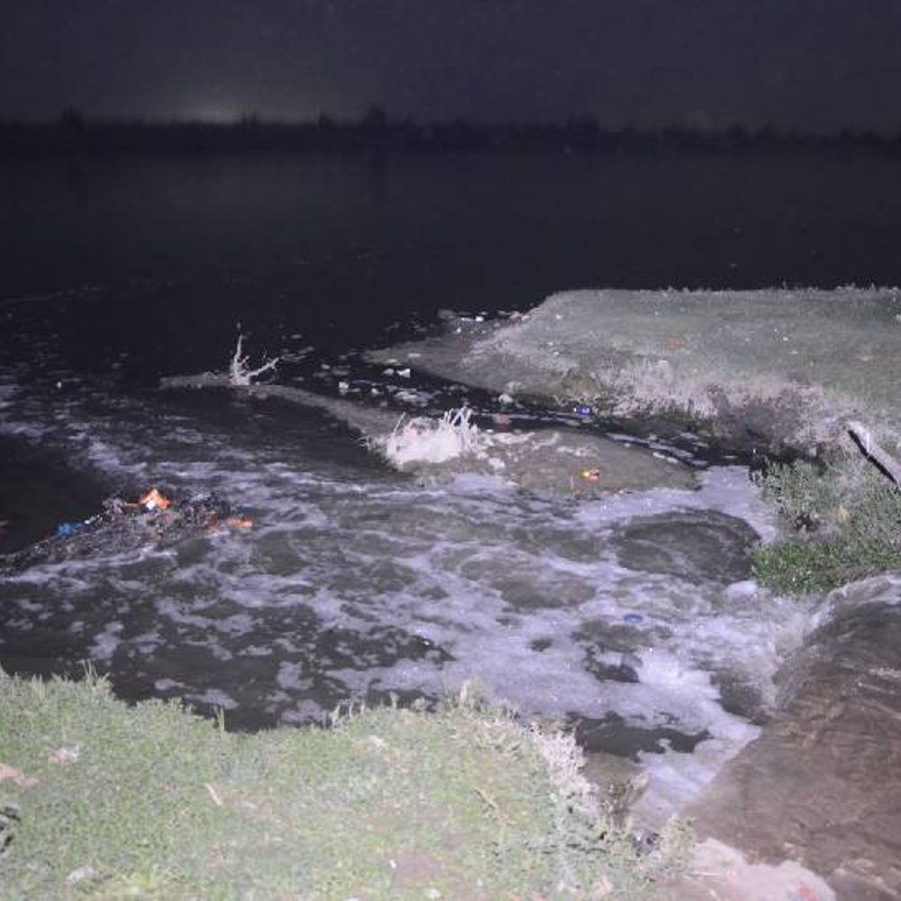 कानपुर के परमट नाले की जांच करने पहुंचा जल निगम:हर सातवें दिन सीवर का पानी गंगा में बहाया जा रहा था