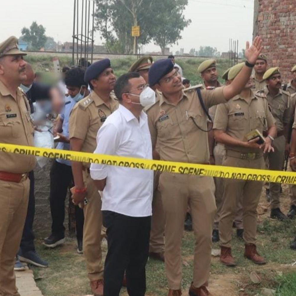 मुरादाबाद में महिला की हत्या:विवाद के बाद पति से अलग रह रही थी महिला; मौके पर मिला चाकू और तमंचा