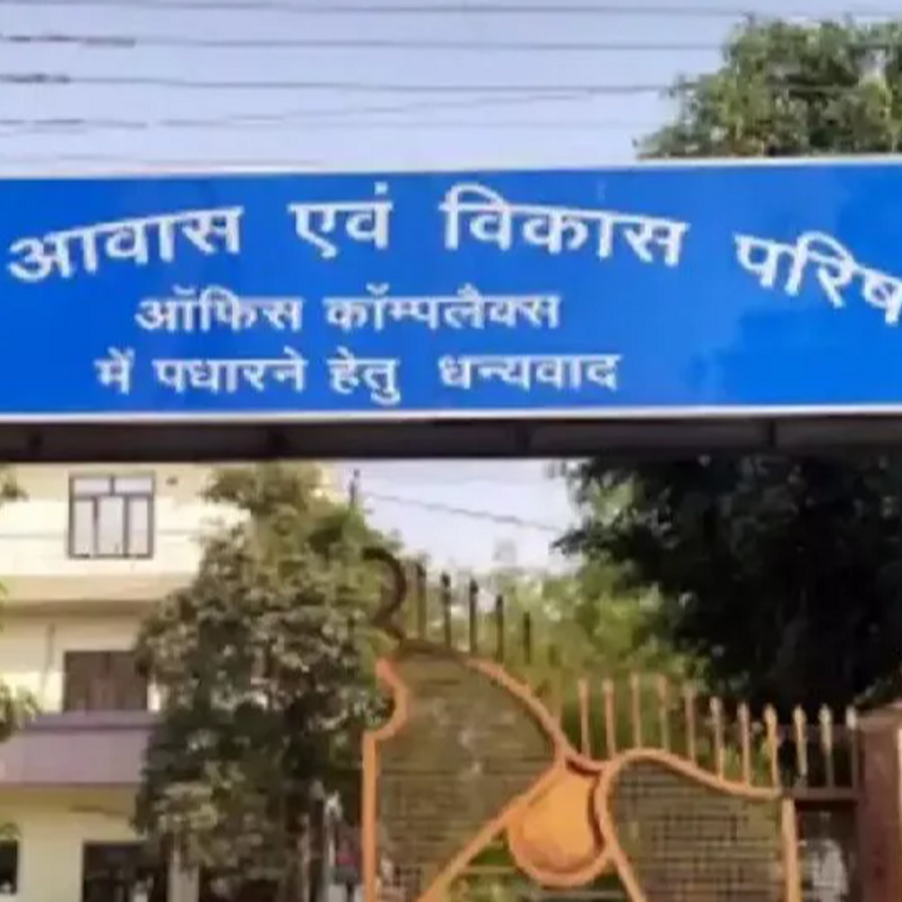 मुरादाबाद में सहकारी समिति की जमीन हड़पने का बड़ा खेल:1.44 करोड़ का गबन कर फरार हुए आरोपी, FIR दर्ज
