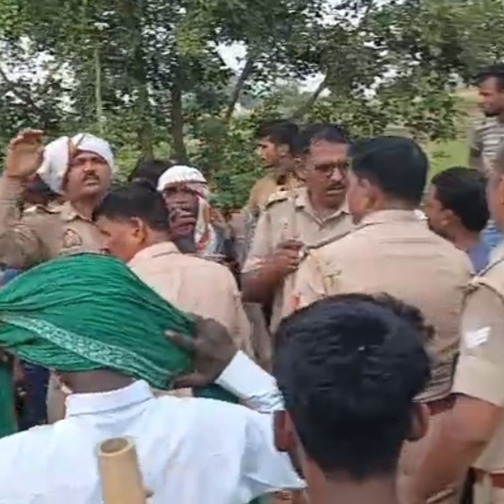 जमीन विवाद में बीजेपी नेता पर गंभीर आरोप:महिला ने 10 लोगों पर दर्ज कराई FIR, फायरिंग का आरोप