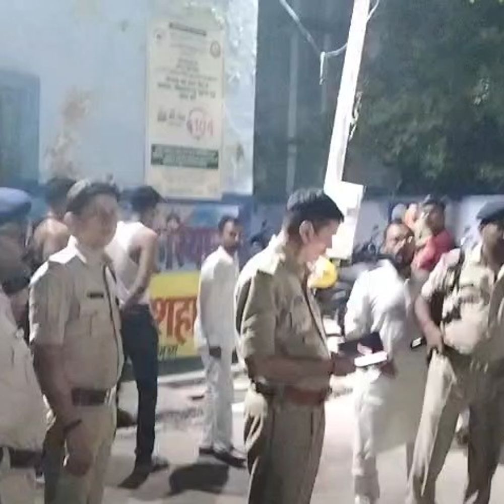 कैमूर में सिपाही ने खुद को गोली मारकर की आत्महत्या:दो साल से दंगा नियंत्रण में था तैनात, वाराणसी ले जाने के दौरान गई जान