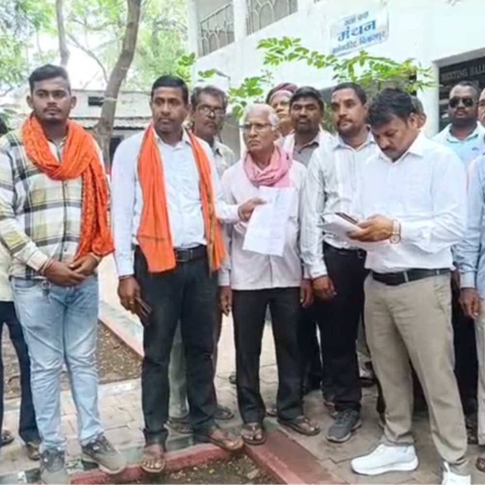 बिलासपुर में राखड़ डैम से किसानों की फसल चौपट:कहा- रिसाव से खेत हुआ दलदल, जनदर्शन में कलेक्टर को बताई समस्याएं