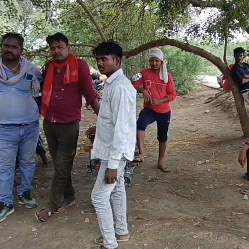 फतेहपुर में किसान ने किया सुसाइड:कच्ची कोठरी में लगाई फांसी, पारिवारिक कलह से था परेशान