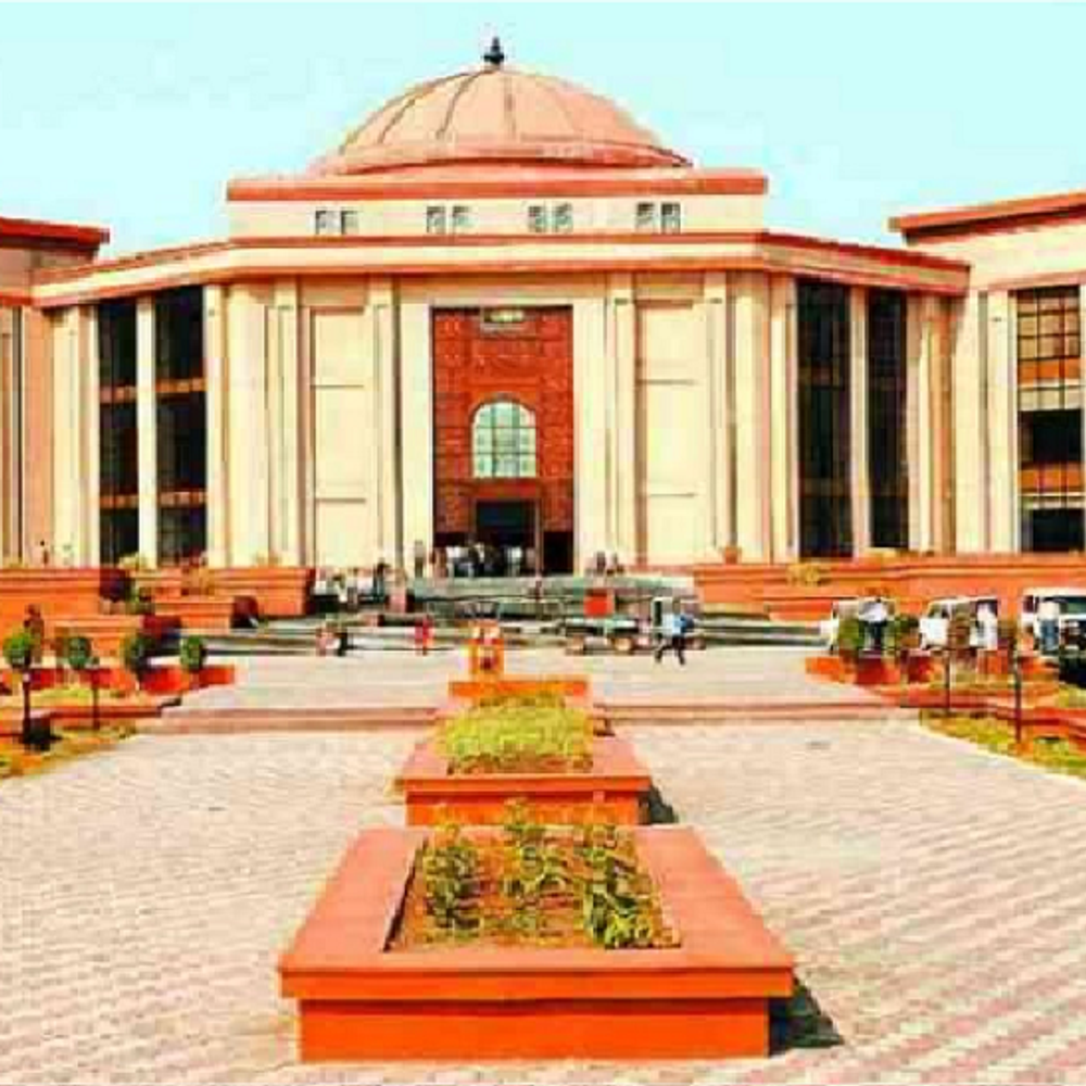 हाईकोर्ट बोला-अविवाहित महिला की मां ही असली उत्तराधिकारी:महिला कांस्टेबल की मौत बाद दत्तक पिता ने किया संपत्ति पर दावा, हाईकोर्ट ने खारिज की याचिका