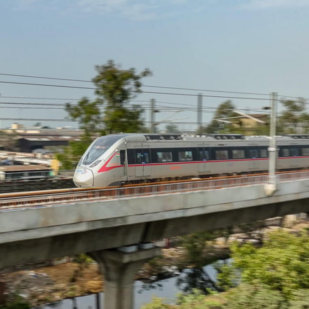 दिल्ली से मेरठ 160 की स्पीड से नमो भारत ट्रेन:NCRTC ने 82 Km लंबे नमो भारत कॉरिडोर पर किया सफल ट्रायल
