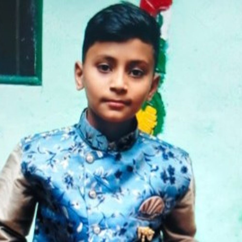 लापता बच्चे को पुलिस ने तीन घंटे में खोजा:मथुरा में साइकिल से बाजार जाने के लिए निकला था