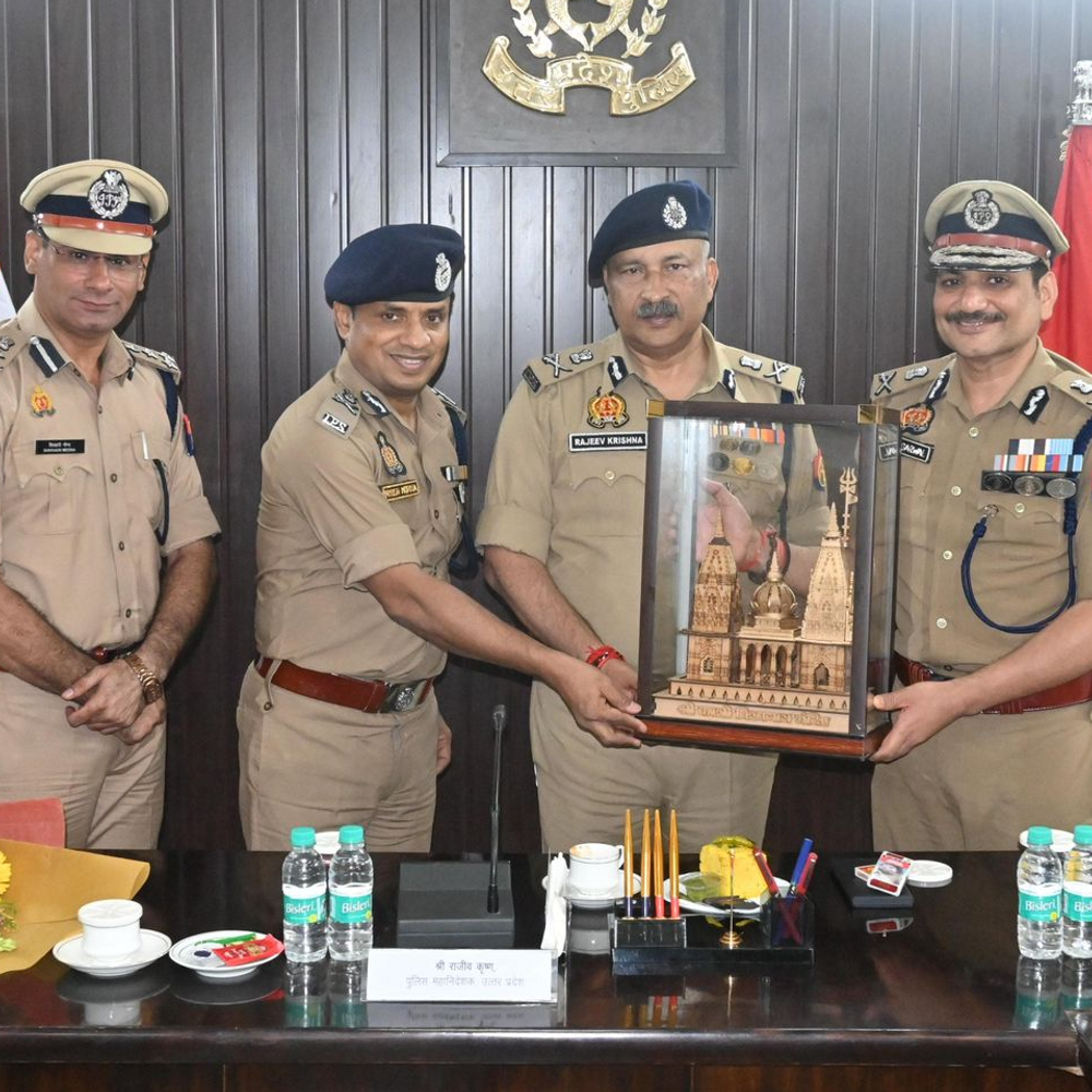 वाराणसी RTC में DGP ने परखे इंतजाम:थाने पर गेमचेंजर होंगे नए सिपाही, मिशन मोड में दिखे अफसर