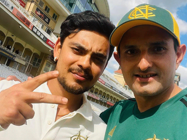 पाक क्रिकेटर अब्बास ने ईशान के साथ फोटो शेयर की:दोनों काउंटी चैंपियनशिप में नॉटिंघमशायर के लिए खेल रहे; ईशान ने 87 रन बनाए