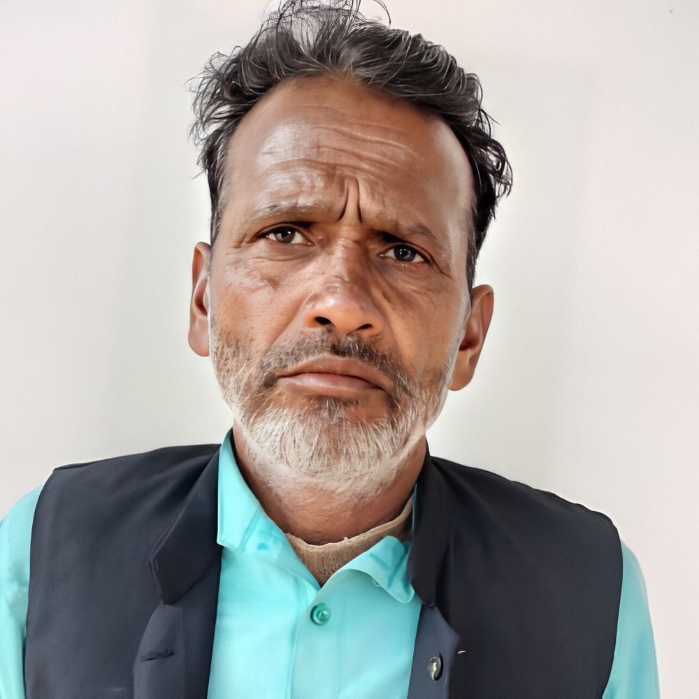 आकाशीय बिजली गिरने से किसान की मौत:बकरियां चराने गया था, साथी की हालत गंभीर