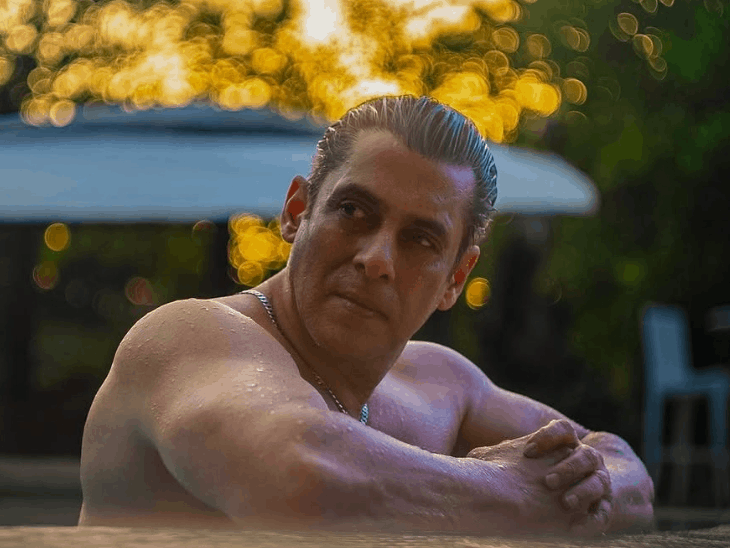 सलमान खान ने खरीदी बुलेटप्रूफ कार:लग्जरी SUV में खास फीचर, आर्मर्ड पैनल और ग्लास लगे, कीमत करीब 3.40 करोड़ रुपए