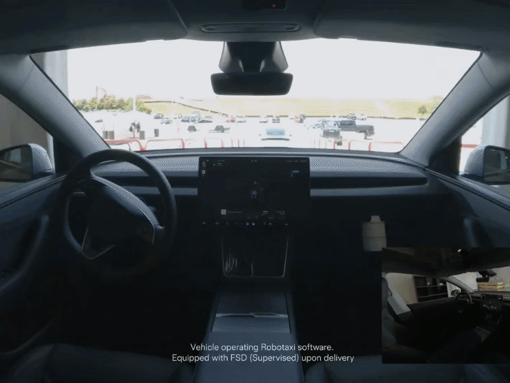 टेस्ला कार फैक्ट्री से बिना ड्राइवर मालिक के घर पहुंची:ऐसा दुनिया में पहली बार हुआ, ऑटो ड्राइव कार की शुरुआती कीमत ₹34 लाख