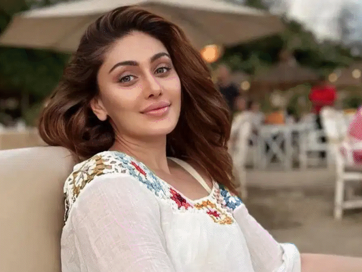 शेफाली जरीवाला के निधन से इंडस्ट्री सदमे में:मीका सिंह बोले, सबसे प्यारी दोस्त चली गई, हिमांशी खुराना ने 'बिग बॉस' को बताया शापित