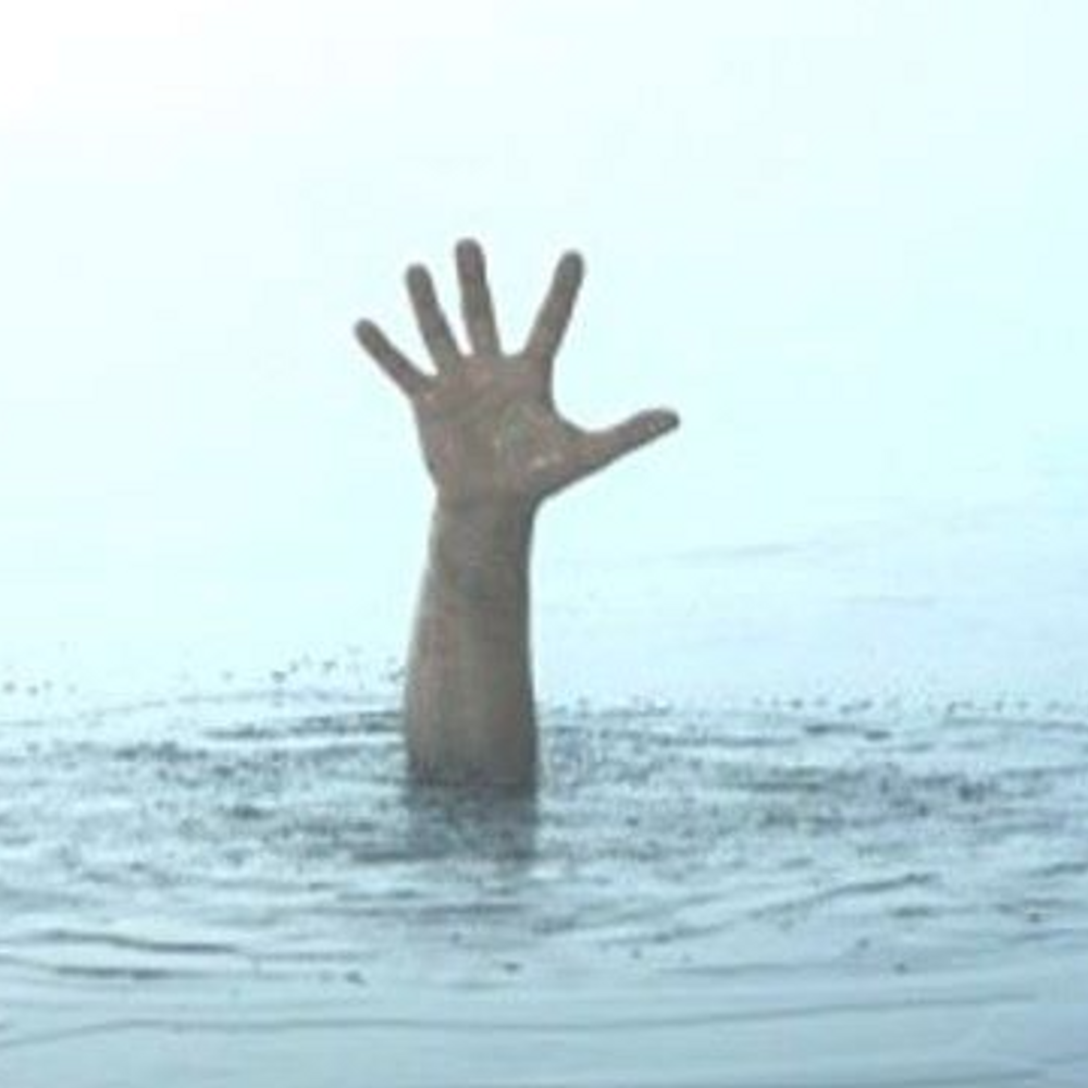 नारनौल में पानी के गड्‌ढे में डूबा बच्चा, मौत:करीब डेढ़ साल थी बच्चे की उम्र, नाना-नानी के घर आया हुआ था