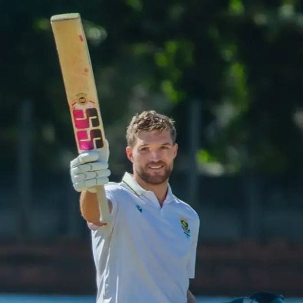 साउथ अफ्रीका ने जिम्बाब्वे को 537 रन का टारगेट दिया:टीम दूसरी पारी में 369 पर ऑलआउट, वियान मुल्डर का शतक