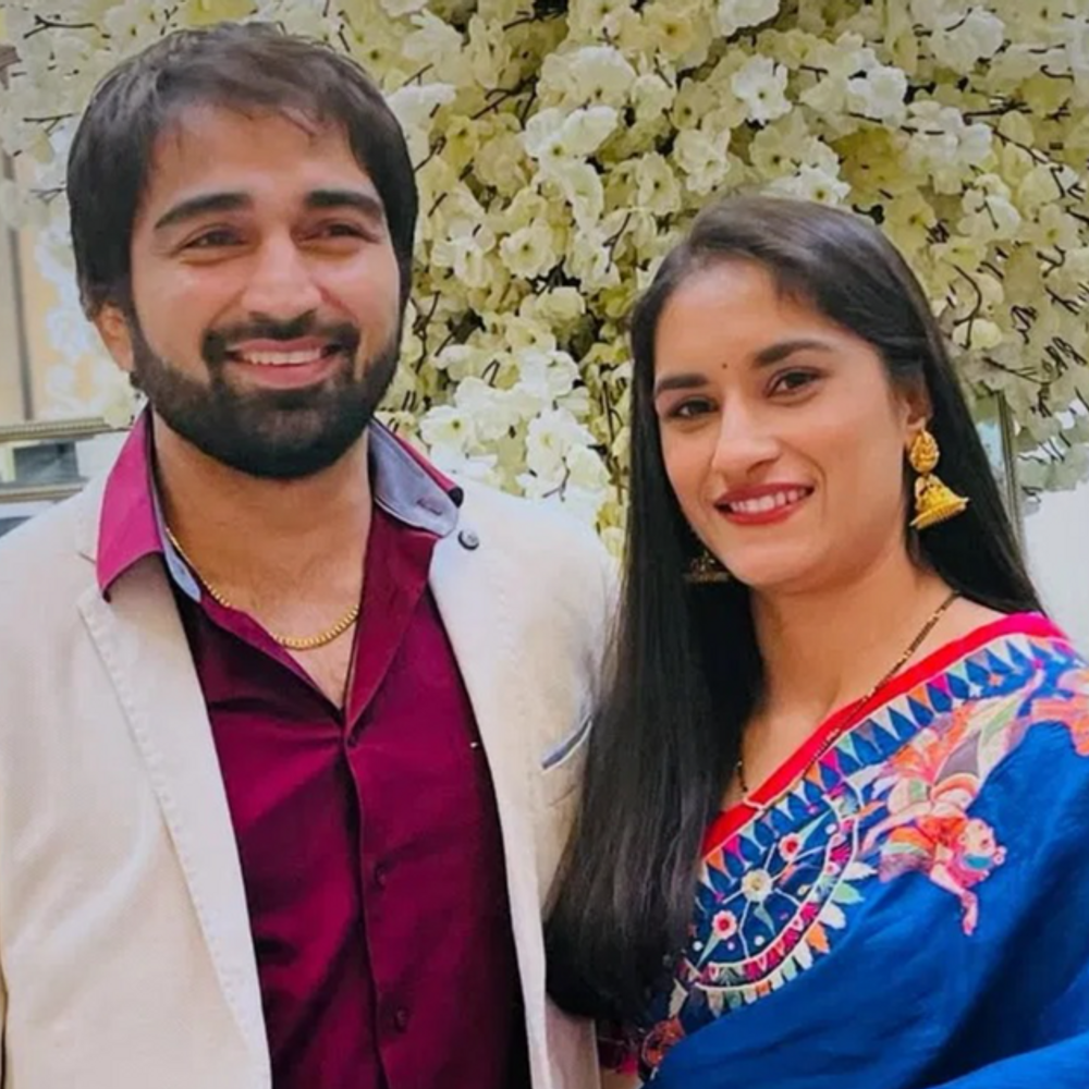 रेसलर विनेश फोगाट मां बनीं, बेटे को जन्म दिया:दिल्ली के अस्पताल में हुई डिलीवरी; वजन ज्यादा होने पर पेरिस ओलिंपिक से बाहर हुईं, फिर संन्यास लिया