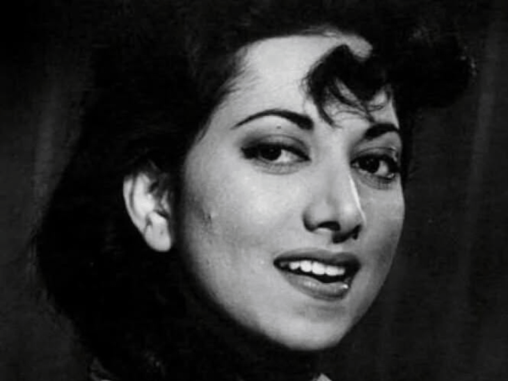 दिलीप कुमार से ज्यादा फीस लेने वालीं फीमेल स्टार:देव आनंद ने कर्ज लेकर अंगूठी खरीदी, नेहरू से तारीफ पाई, 34 की उम्र में छोड़ी फिल्में