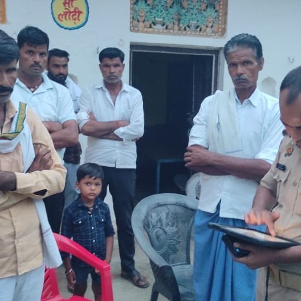 रजपुरा में चोरी:छत पर सो रहे परिवार के कमरे से 20 हजार रुपए और जेवरात चोरी