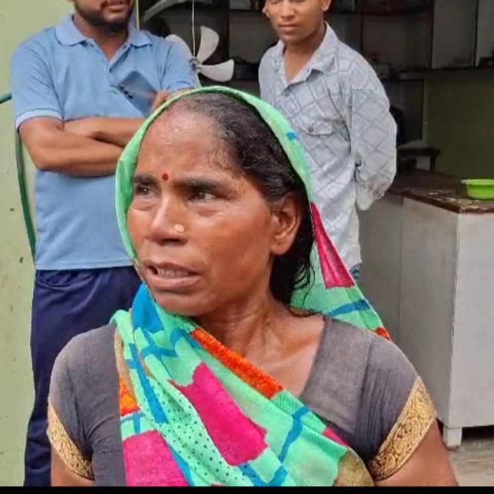 बदायूं में महिला से ठगी:दो शातिरों ने नशीला पदार्थ सुंघाकर जेवर ठगे, नकली नोटों की गड्डी थमाई