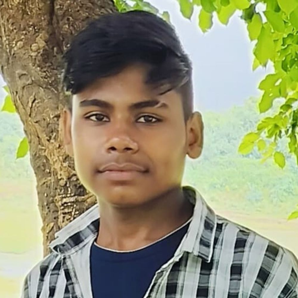 हमीरपुर में दो बाइकों की भिड़ंत:दो युवकों की मौत, 2 गंभीर, सदर अस्पताल रेफर