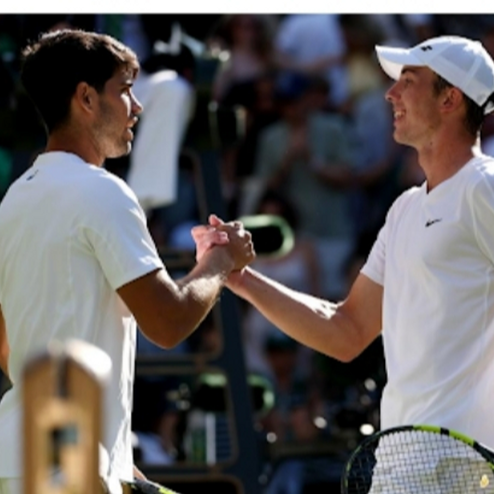 विंबलडन 2025 में अल्काराज का विजयी अभियान जारी:विमेंस सिंगल्स में आर्यना सबालेंका और एम्मा राडुकानु भी तीसरे राउंड में पहुंचीं