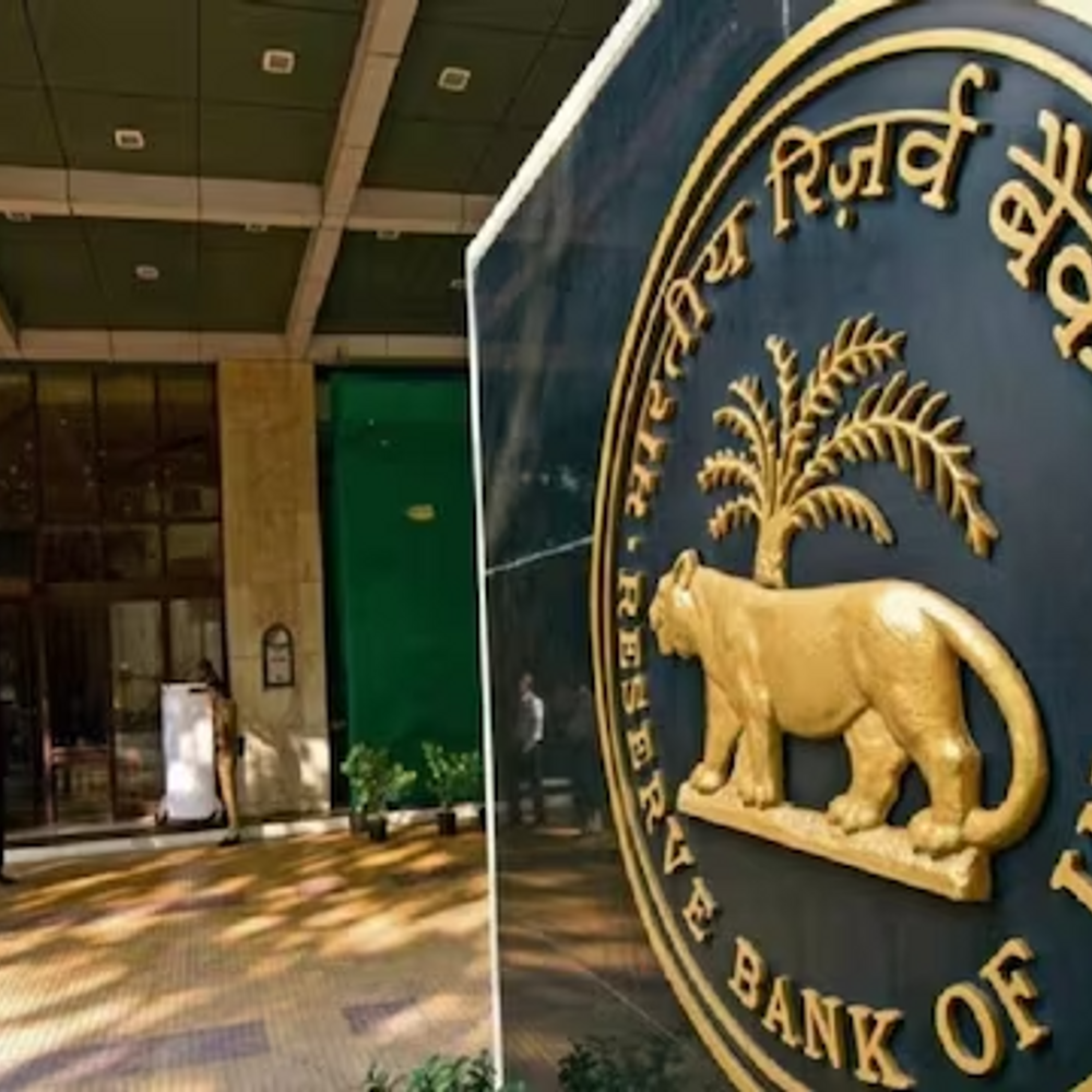 अब समय से पहले लोन चुकाने पर नहीं लगेगा चार्ज:RBI का नया नियम 1 जनवरी 2026 से लागू होगा, जानें इससे जुड़ी जरूरी बातें