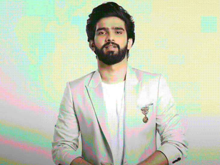 सिंगर अमाल मलिक ने बॉलीवुड पर साधा निशाना:बोले- कार्तिक आर्यन को हटाने की फिराक में इंडस्ट्री, सुशांत की तरह टारगेट किया जा रहा है