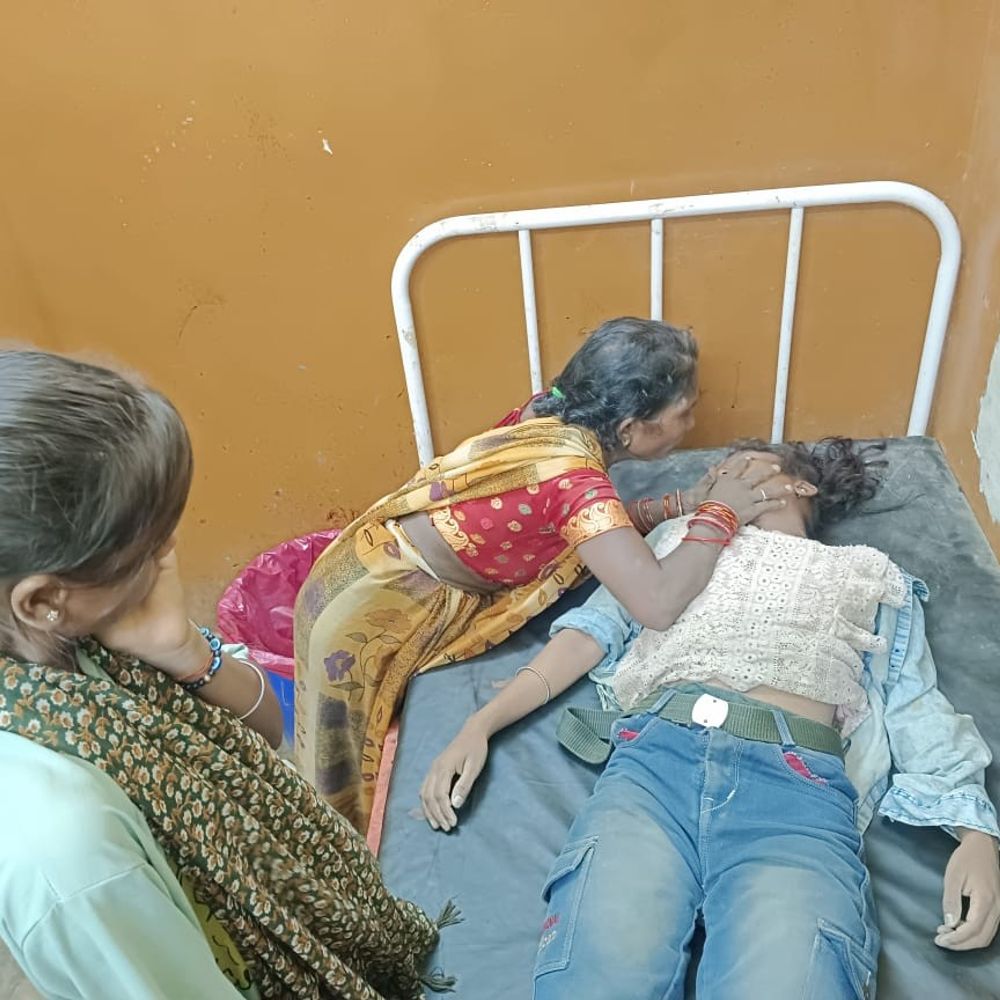 उन्नाव में 13 साल की किशोरी की मौत:खेत से लौटते ही अचानक बेहोश होकर गिरी, फिर नहीं उठी