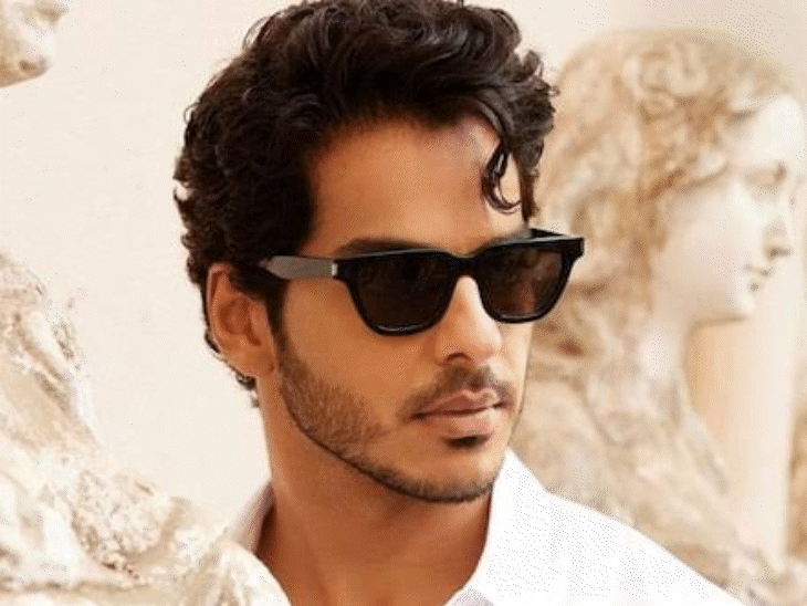 ईशान ने खींच दी थी अमिताभ की दाढ़ी:फिल्म के सेट पर हुआ था वाकया, बिग बी ने मुस्कुराकर कहा था 'कोई बात नहीं'