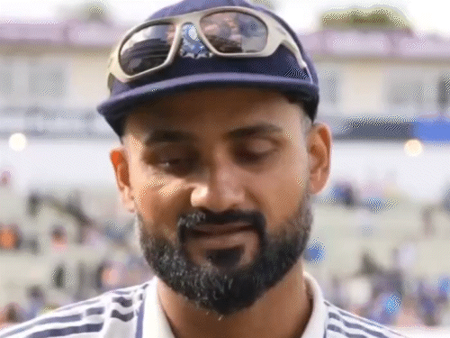 पड़ोसी नहीं चाहते थे बच्चे आकाशदीप के साथ क्रिकेट खेलें:पिता ने दी थी चपरासी या कॉन्स्टेबल बनने की सलाह, आज करीब 40 करोड़ रुपए नेटवर्थ