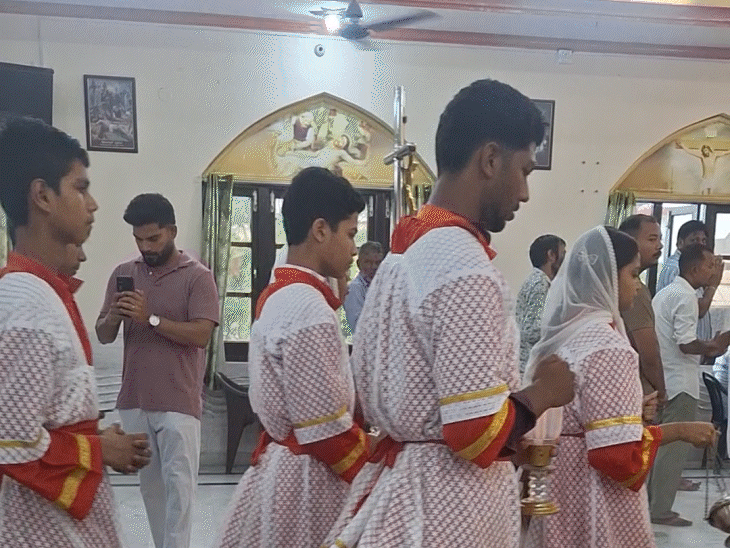 ‘यीशू सपने में आए, बोले-मेरा काम कर, अच्छा जीवन दूंगा’:कैंसर का इलाज, पढ़ाई-नौकरी का लालच; पंजाब में चर्च के ‘चमत्कार’ से धर्मांतरण