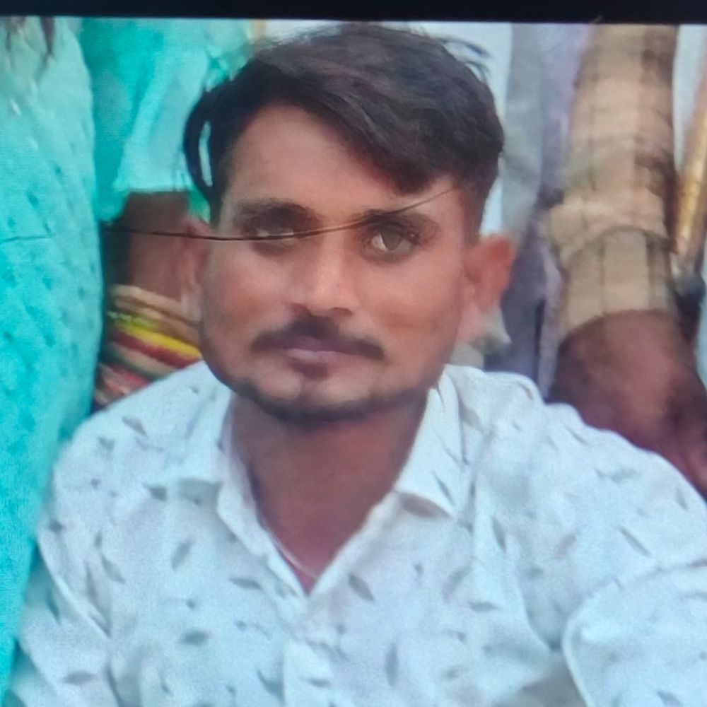 दोस्त की पत्नी को वापस लाने गए युवक की मौत:तीन महीने पहले प्रेमी संग भागी थी; ग्रामीणों ने पीटा, गुमटी के पास मिला शव