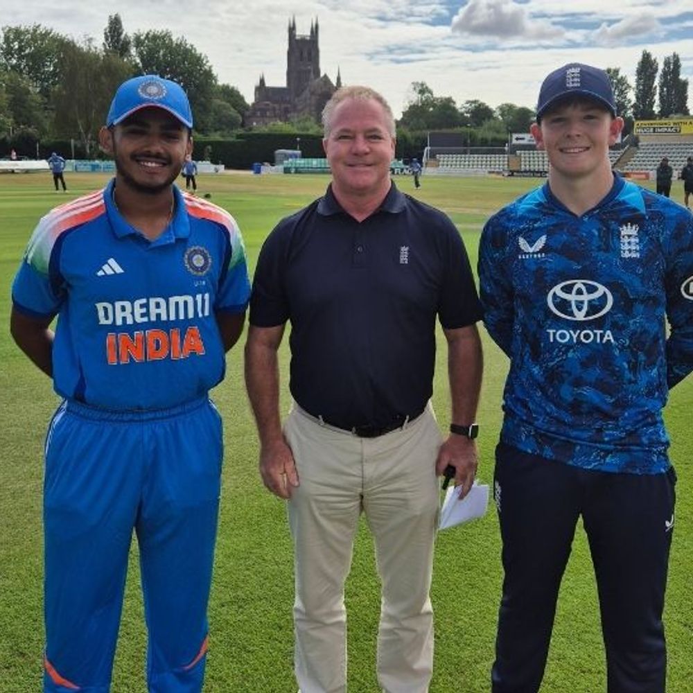 यूथ वनडे- इंग्लैंड से सात विकेट से हारी भारतीय टीम:5 मैचों की सीरीज 3-2 से अपने नाम की; वैभव सूर्यवंशी 33 रन ही बना सके