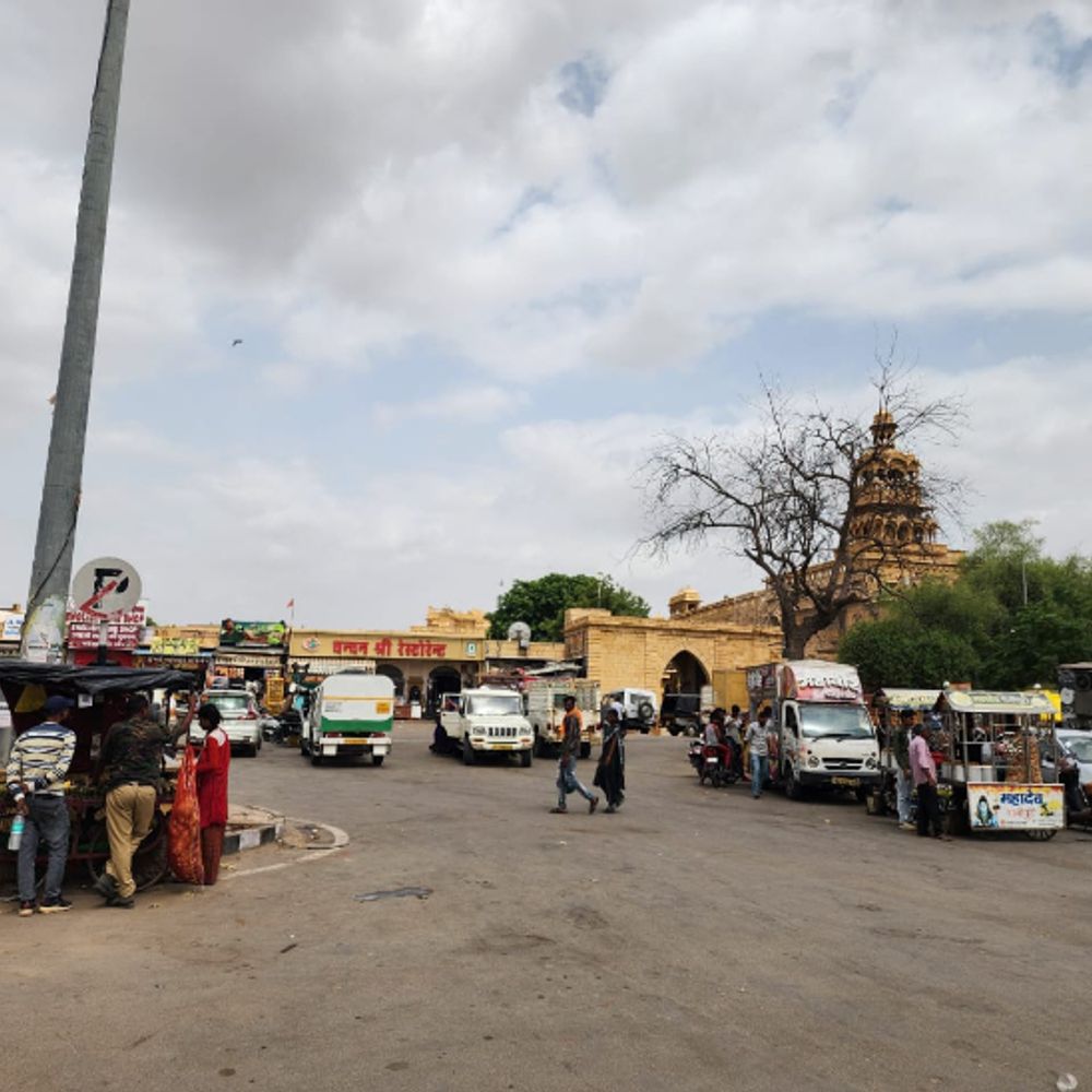 जैसलमेर में 12 जुलाई के बाद मानसून होगा मेहरबान:तीन-चार दिन लगातार बारिश चलने की संभावना, उमस ने किया बेहाल
