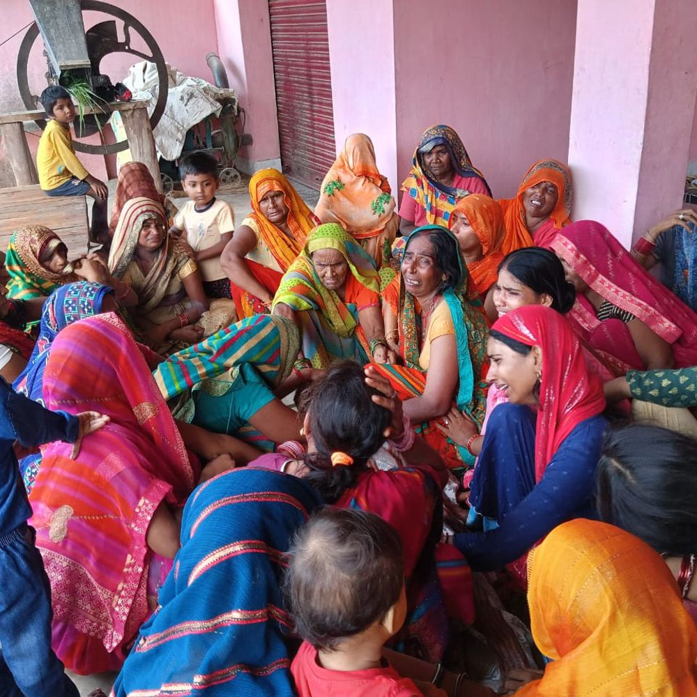 बाराबंकी में सांप के काटने से किसान की मौत:अस्पताल ले जाते समय तोड़ा दम, पोस्टमार्टम के लिए भेजा शव