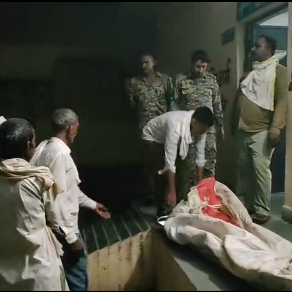 पहले कीटनाशक खाया फिर कट्टे से खुद को मारी गोली:मुरैना में युवक ने की आत्महत्या, शादी न होने से था परेशान; अलग रहने लगा था