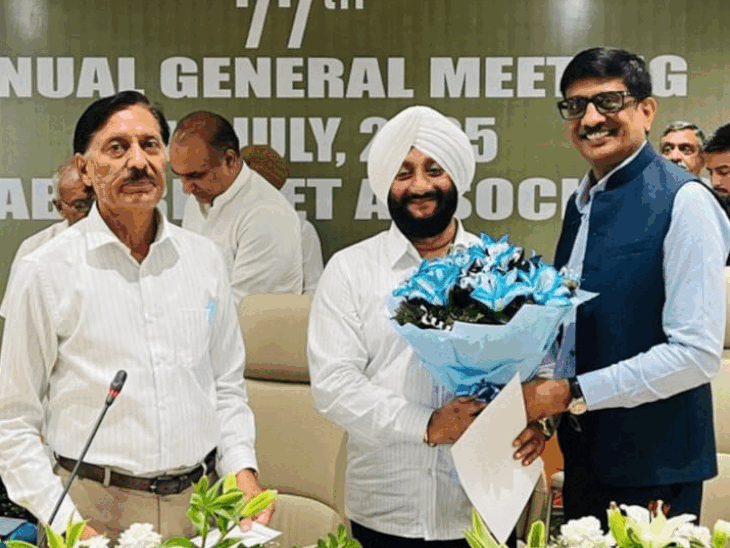 पंजाब क्रिकेट एसोसिएशन में AAP का दबदबा:मेहता अध्यक्ष व MLA कुलवंत बने सचिव; 400 से अधिक हैं सदस्य, नहीं था कोई मुकाबले में