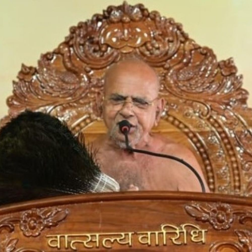 मनुष्य को कर्मों से मिलता है पुण्य और पाप:आचार्य श्री वर्धमान सागर जी महाराज बोले- व्यसन, फैशन, रहन-सहन, वेशभूषा का ध्यान रखें