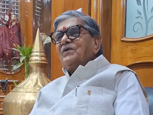 गवर्नर कटारिया बोले- मुझे भी दिल्ली का कहा करना पड़ेगा:हर पार्टी की मजबूरियां, केजरीवाल जो चाहता, मजबूरी में पंजाब के सीएम वो करते हैं