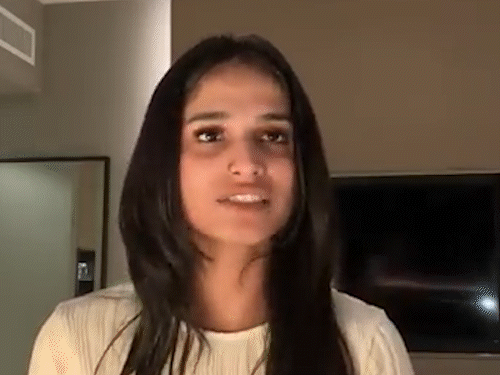 चोरी के बाद कशिश कपूर के कुक ने किया असॉल्ट:हाथ पकड़कर दीवार में धकेला फिर धमकी देकर भाग निकला, एक्ट्रेस ने वीडियो शेयर कर बयां किया दर्द