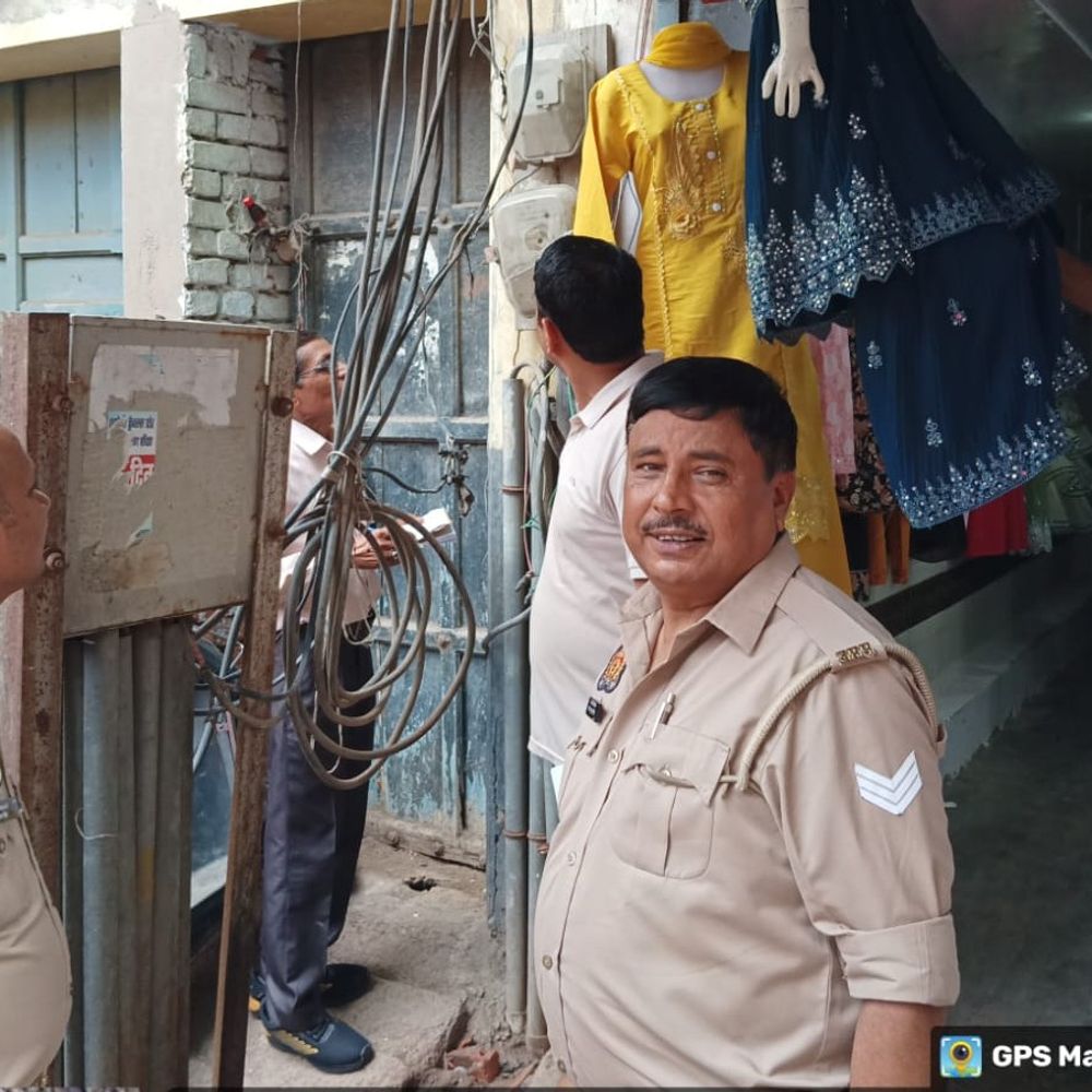 कानपुर में चोरी पकड़ी गई:चीनापार्क विद्युत उपकेंद्र क्षेत्र में तीन लोगों के खिलाफ मुकदमा दर्ज