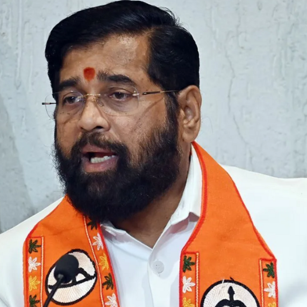 शिंदे बोले- पार्टी की छवि खराब की तो कार्रवाई होगी:विधायक जो भी करते हैं, जिम्मेदारी मेरी; शिवसेना MLA ने कैंटीन कर्मचारी को थप्पड़ मारा था