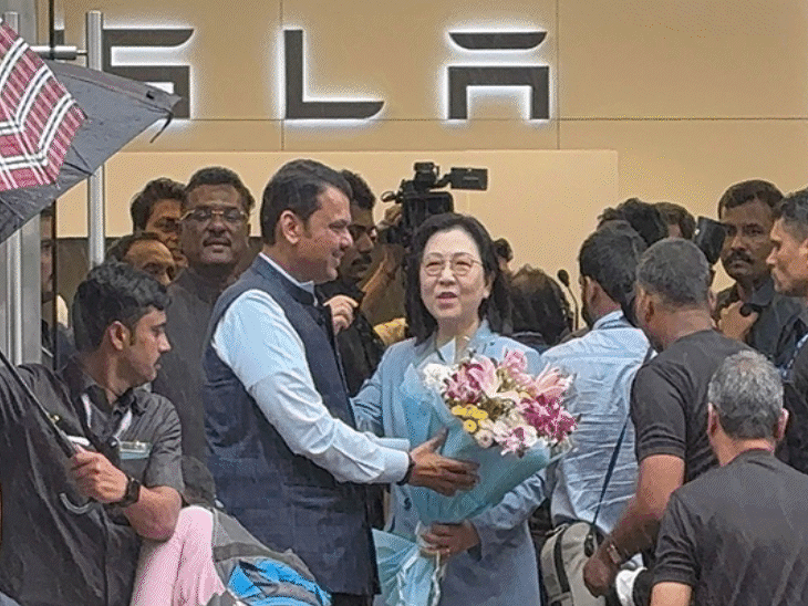 टेस्ला का भारत में पहला शोरूम ओपन हुआ:अभी केवल मॉडल Y बेचेगी कंपनी, जानें बुकिंग से लेकर कीमत और सर्विसिंग की जानकारी