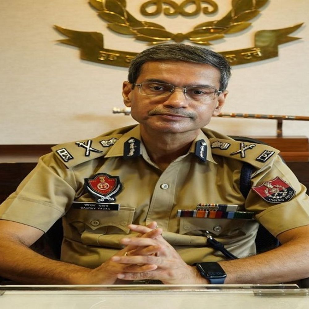 पाकिस्तान के लिए जासूसी के आरोप में सैनिक अरेस्ट:पंजाब स्पेशल ऑपरेशन सेल ने जम्मू-कश्मीर से पकड़ा, आर्मी की जानकारी शेयर करता था