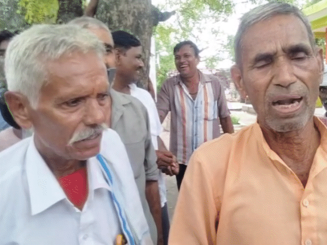 भोज में ब्राह्मणों को बुलाने पर यादव परिवार का बहिष्कार:भिंड में यादव समाज बोला- यूपी में ब्राह्मणों ने हमारे कथावाचक की चोटी काटी थी