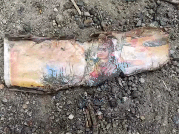 छात्र बोले- टीचर कुरान पढ़ने का दबाव बनाते हैं:उज्जैन के स्कूल में भारत माता, देवी-देवताओं की तस्वीर जलाईं, हत्या की धमकी का आरोप