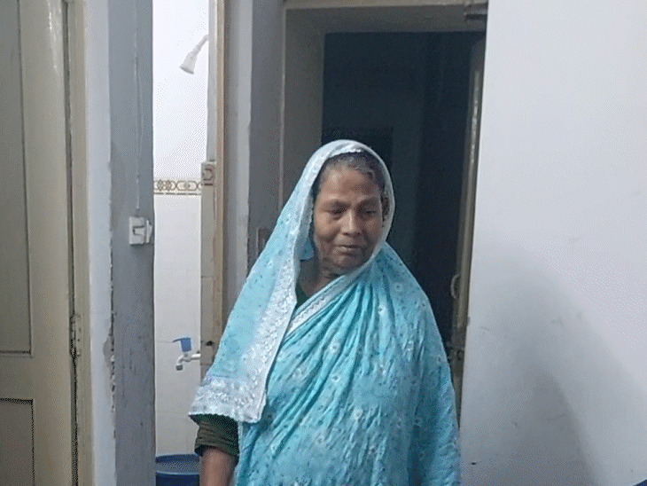 45 साल टॉर्चर, तीन तलाक, अनजान शख्स से जबरन हलाला:प्रोफेसर ने मां के लिए शुरू की कानूनी लड़ाई, रुकैया को कब मिलेगा इंसाफ